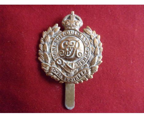 Royal Corps of Engineers WWII  Cap Badge (Gilding-metal), slider. K&amp;K: 1940