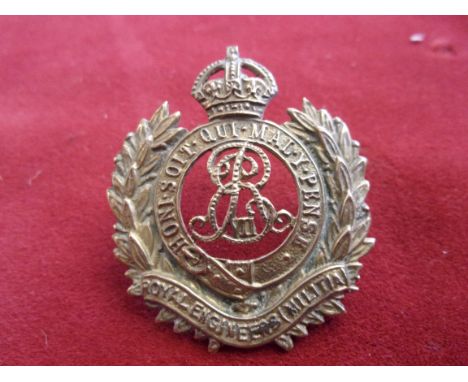 Royal Engineer Militia 1902-1910 Forage Cap Badge (Gilding-metal), two lugs. K&amp;K:  857