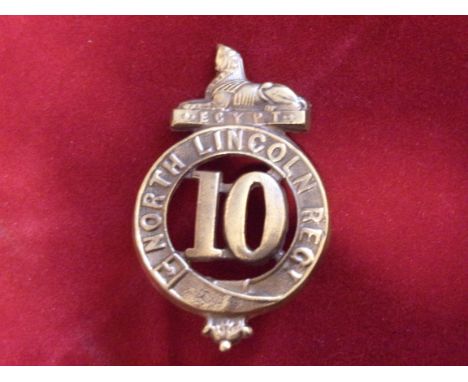 10th North Lincoln Regiment (Lincolnshire) Glengarry badge of the Pre-Territorial era 1874-1881 (brass), two lugs. K&amp;K: 4