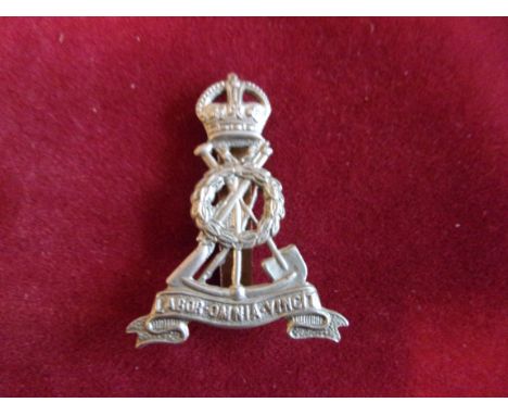 Labour Corps WWI Cap Badge (White-metal), two lugs. K&amp;K: 1157