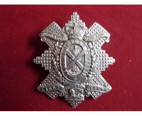 The Highland Light Infantry (City of Glasgow Regiment), The Glasgow Highlanders EIIR Glengarry Badge (White-metal), two lugs,