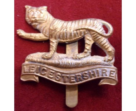 Leicester Regiment 4th, 5th and 6th Battalions Territorial Regiment WWI War Economy Cap Badge (Brass), slider.. K&amp;K: 1714