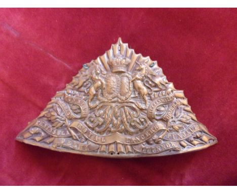 Queen's Royal Lancers Czapska Helmet Plate K&amp;K: 719, in excellent condition. (Gilding-metal, stitch hole fixing)