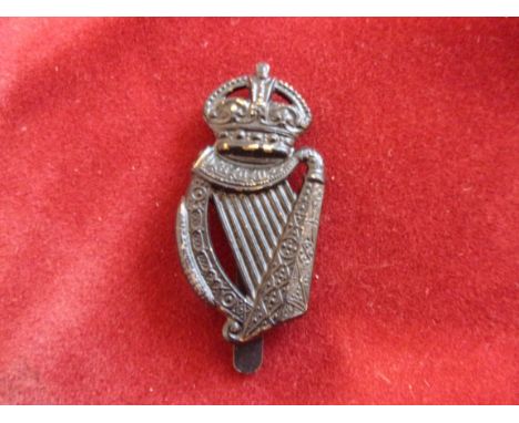 18th Battalion  London Irish Regiment WWI Officers Cap Badge, (Blackened-brass, slider) K&amp;K: 1848. 