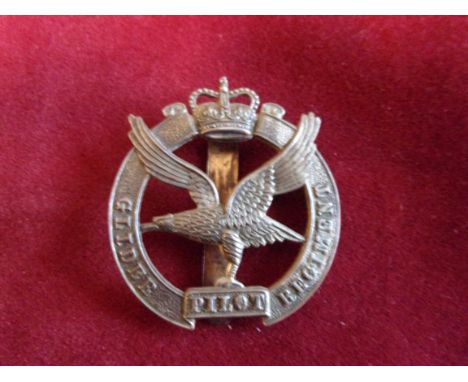 The Glider Pilot Regiment EIIR Cap Badge (White-metal), slider and made J.R. Gaunt. K&amp;K: 2058