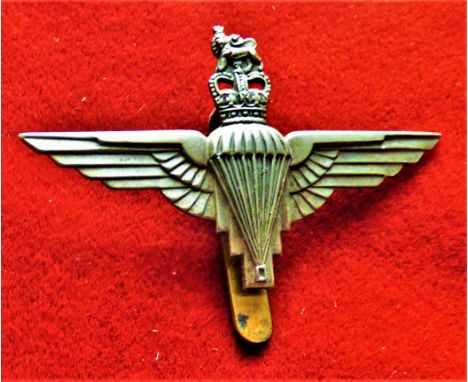 Parachute Regiment EIIR Beret Badge (White-metal), slider. K&amp;K: 2060-Parachute Regiment EIIR Beret Badge (Blackened-brass