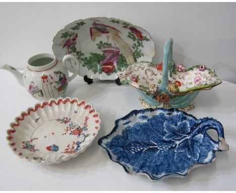 EARLY ENGLISH CERAMICS, Chelsea red anchor exotic bird dish, bow type quail pattern fluted dish, Worcester teapot (lacking li