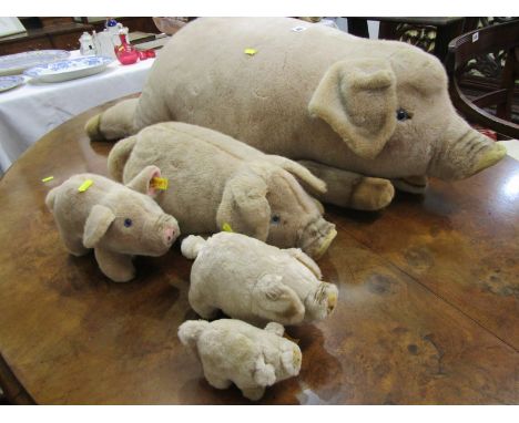 STEIFF, family of 5 Steiff pigs, largest 82cm length 