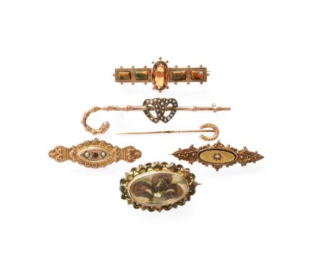 A Small Quantity of Brooches, including a citrine and agate example, length 4.2cm; a split pearl example, length 6.7cm; a dia