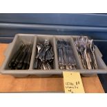 Lot d'ustensile et bac