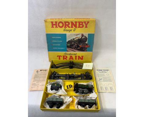 Hornby 0 gauge goods set no. 20 with 0-4-0 engine & tender no. 60985 and two open freight wagons plus track & Layout pamphlet