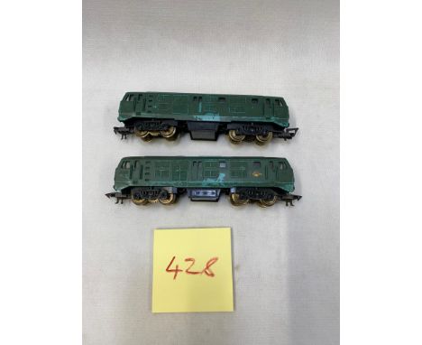 JOUEF : Lot d'accessoires de train dont rails, peintures…