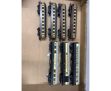 00 gauge plastic. Hornby Night Mail 1st & restaurant car, GWR Brown & Cream and 4 x LIMA GW MK1 carriages, condition 1  Condi