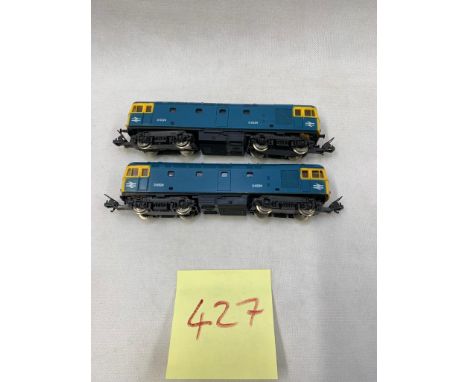 LIMA class 33 x 2  Condition £30-35  Photo 427