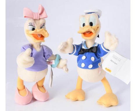 
	
		STEIFF, DONALD AND DAISY, 00675 and 01421, DISNEY SHOWCASE COLLECTION, CIRCA 2001
		Limited edition of 3,000, Donald in 