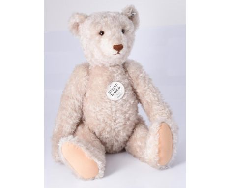 
	
		STEIFF, TEDDY BEAR 1921 REPLICA, WHITE, 01244, CIRCA 2011
		Limited edition of 1,921, off white mohair, button in ear, g