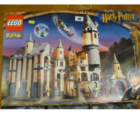 LEGO HARRY POTTER CASTLE (4709) PARTLY OPENED