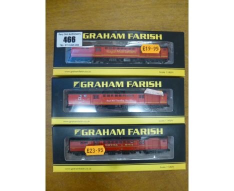 3 GRAHAM FARISH BY BACHMANN ROYAL MAIL COACHES