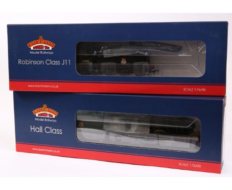 2 Bachmann Branch-Line OO gauge steam locomotives. A Hall class 4-6-0 tender locomotive (32-005) RN 4962 ‘Ragley Hall’. In li