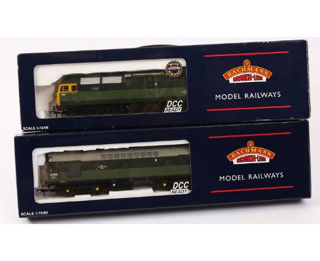 2 Bachmann Branch-Line OO gauge locomotives. BR class 25/3 Bo-Bo diesel (32-405) RN D7646 in two tone green. Plus a class 47 