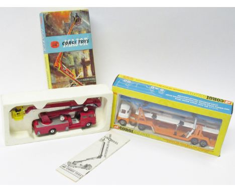 2 Corgi Major Toys. A Carrimore Tri-Deck Mk.V Car Transporter with Scammell Handyman Mk.3 Tractor Unit (1146) In mid blue, wh