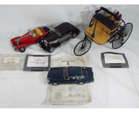 Franklin Mint - Four unboxed diecast vehicles consisting three 1:24 scale, a 1934 Mercedes 500 K Roadster, 1939 Maybach Zeppe