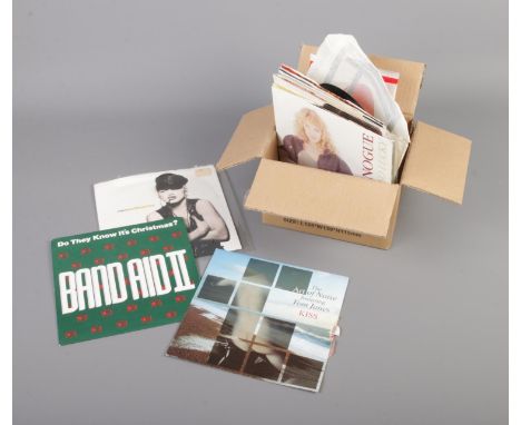 A quantity of assorted single vinyl records including Madonna, Michael Jackson and Kylie Minogue (Approx. 19 singles).  