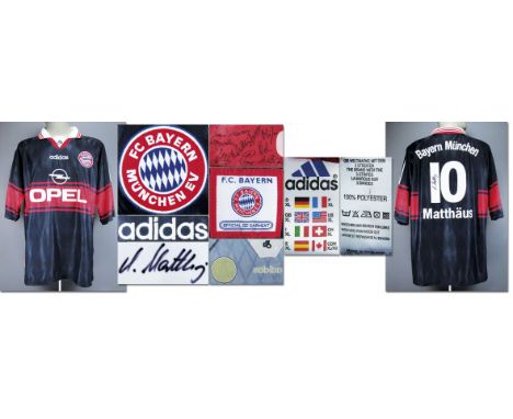 München, Bayern - Trikot 1997/1998 - Original match worn Spielertrikot vom FC Bayern München mit der Rückennummer 10. Getrage