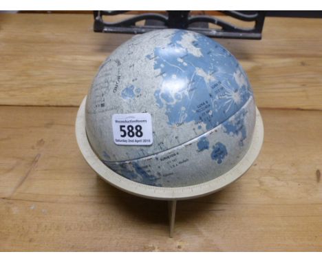 Vintage La Luna the Moon Globe