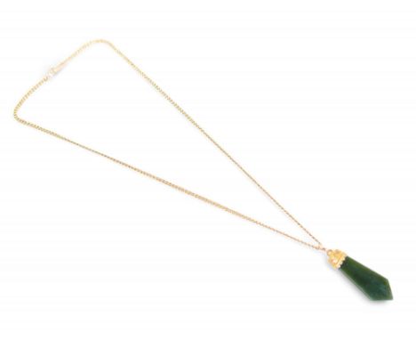 A 9ct gold necklace with 9ct gold mounted spinach green jade pendant, 4cm long, chain 46.5cm long, 8.8g, 13.6g gross.