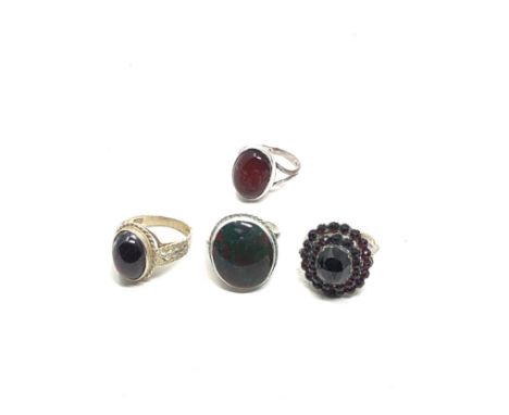 4 X Vintage Sterling Silver stone set Rings Including Garnet &amp; Agate (18g)