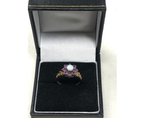 9ct gold opal &amp; amethyst ring (2g)