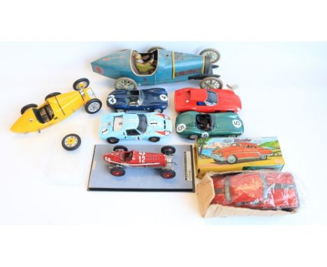 Collection of mostly unboxed 1/18 scale diecast model cars to include a CMR Ferrari 250 GTO, Shelby Collectibles Ford GT40 MK