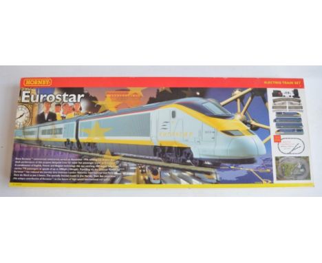 Hornby R1013 OO gauge Eurostar electric train set, models in at least near mint condition, with train mat etc, box goodShippi