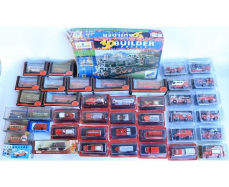 Collection of twenty six sealed magazine issued diecast fire engine models from Del Prado, fifteen boxed 1/76 scale diecast b
