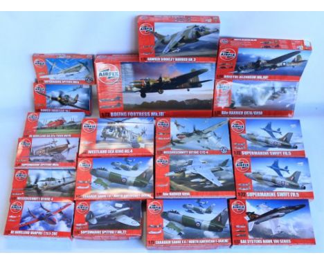 Nineteen 1/72 scale modern tool plastic model kits from Airfix, sprue bags generally unopened, most kits missing decals, some