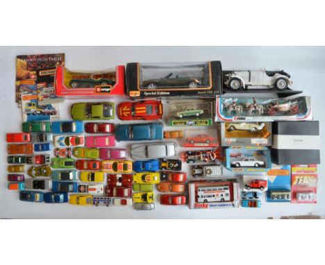 Mixed collection of diecast model vehicles including generally very good condition unboxed examples from Corgi, Dinky, Polist