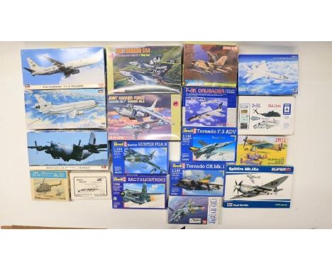 Collection of small scale model kits, various manufacturers to include Eduard, Sweet (only 1x kit in Hurricane box), Revell, 