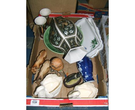 A box of china including large vase featuring birds, blue oriental vase, two Beswick Jersey cows (both a/f) and two swans and