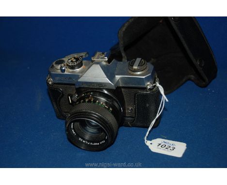 A Fujica Camera, ST 605N