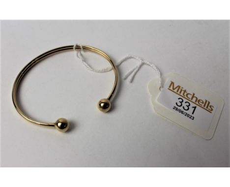 9 ct gold bangle, 5 grams