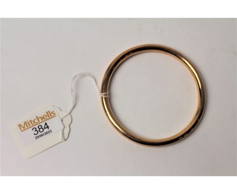 9 ct gold bangle, 16 grams