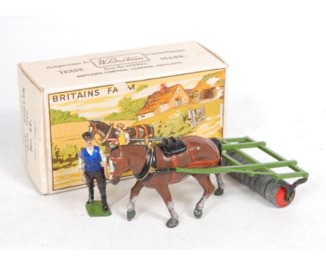 Britain's Farm Series, Set 9F - Horse Roller, Late 1950's Version, comprising of green Roller with green shafts, walking Farm