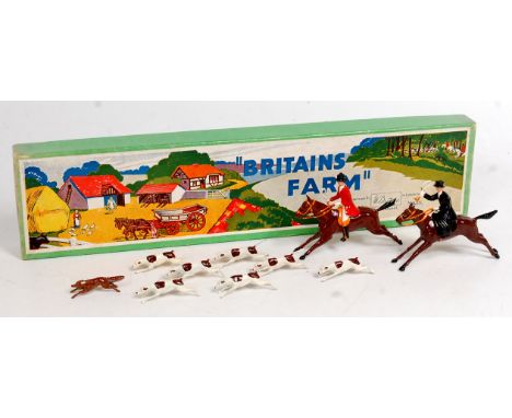 Britains Set 1447, Model Hunting Series, "Full Cry", comprising of 1 x Mounted Huntsman at the gallop, 1 x Mounted Huntswoman