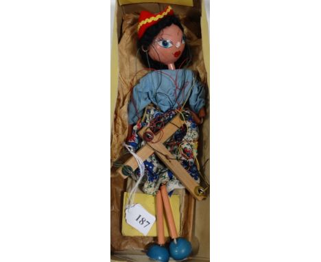 PELHAM PUPPET MEXICAN GIRL (BOXED POOR) 