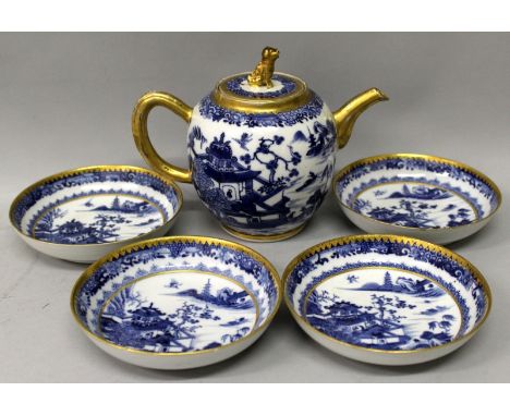 A GOOD CHINESE EXPORT QIANLONG PERIOD BLUE & WHITE PORCELAIN TEAPOT & COVER, with contemporary European gilding, the sides pa