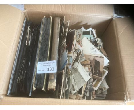 Postcards : Large box of mostly vintage cards many 100s in albums/loose etc