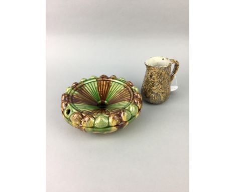 19TH CENTURY ALLOA JUG, 12cm high, along with a 19th century ceramic spitoon (2)