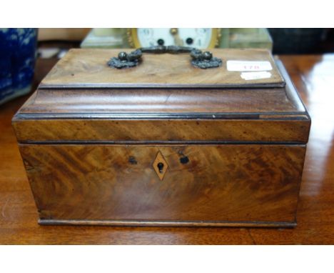 A GEORGE III MAHOGANY TEA CADDY (lined in velvet)