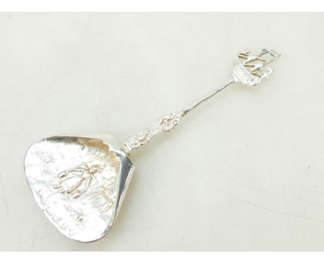 Large Dutch silver coloured metal TEA CADDY SPOON 14cm long. 35.8g.